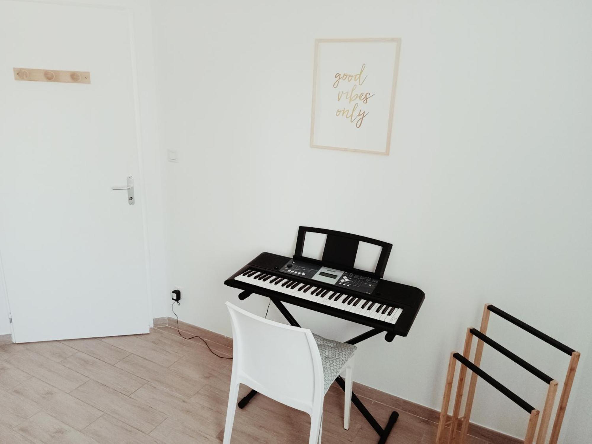 Comme A La Maison Sainte-Helene  Eksteriør bilde